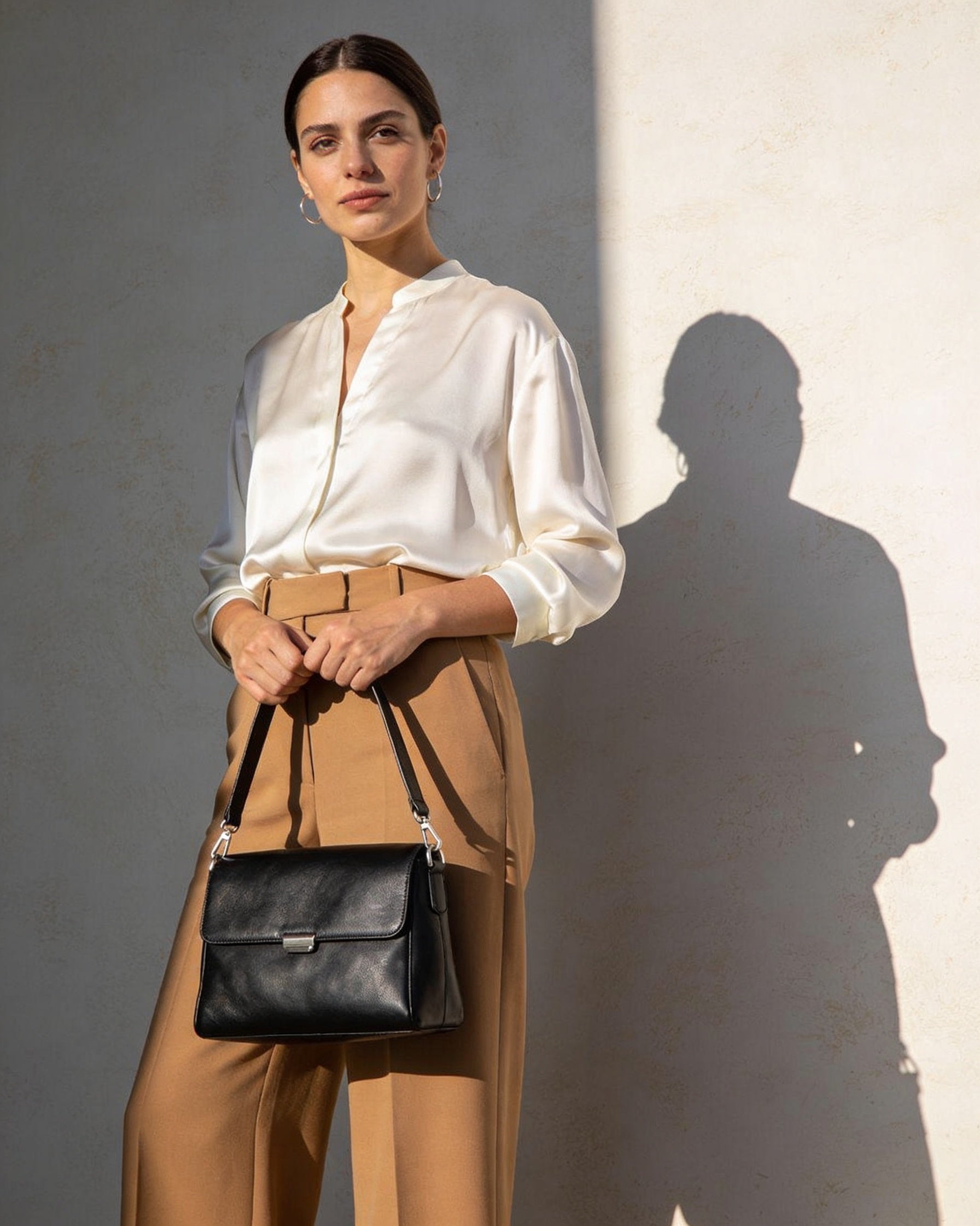 Sac porté épaule cuir souple vs structuré noir - StylishStrap