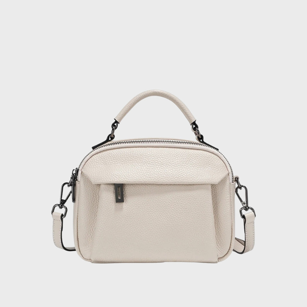 Besace grande capacité en cuir femme - La randonneuse