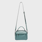 Besace grande capacité en cuir femme - La randonneuse