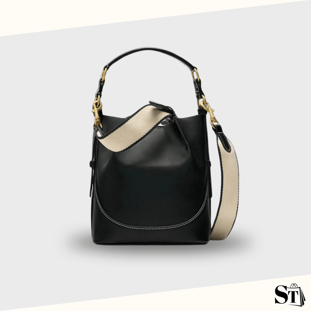 mini sac seau pour femme noir sur fond blanc